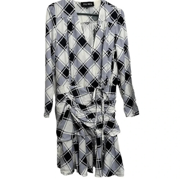 Style Mafia NWOT’s Emma plaid ruched mini dress. Size large - Picture 1 of 7